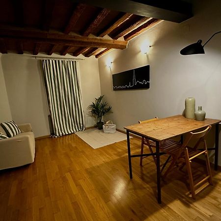 Maison Vert Appartamento In Centro Storico A モデナ エクステリア 写真