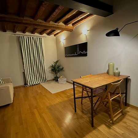 Maison Vert Appartamento In Centro Storico A モデナ エクステリア 写真